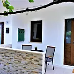 Felice Apartmant